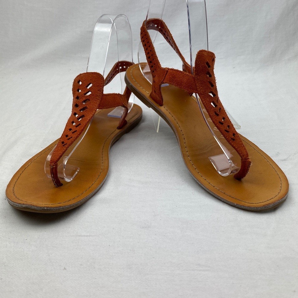 14th & Union Suede Thong Sandals Size 6